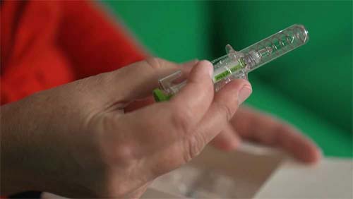 Cada vez mais doentes trocam medicamentos tradicionais por biossimilares