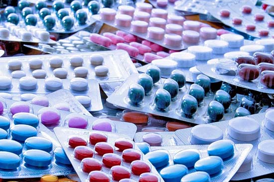 Projeto zera alíquotas de PIS/Pasep e Cofins na importação de medicamentos