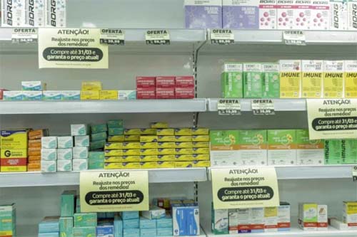 Aprovada na comissão do Senado a comercialização de medicamentos em espaços de supermercados