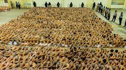 El Salvador impõe penas de até mil anos para chefes de organizações criminosas