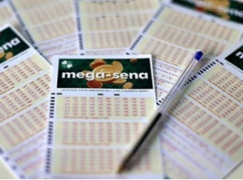 Ninguém acerta, e prêmio da Mega-Sena acumula em R$ 15 milhões  