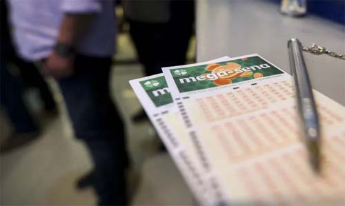 Mega-sena acumula em R$ 65 milhões; confira os números sorteados