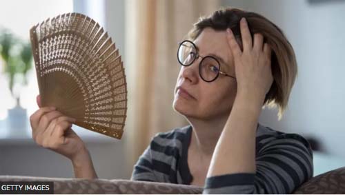 O que é a perimenopausa e o que acontece com as mulheres quando esse processo começa