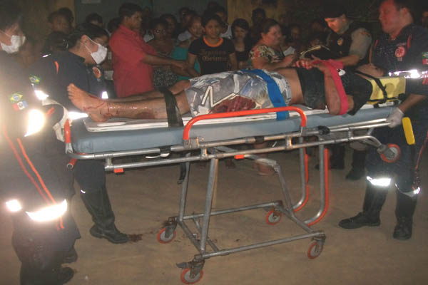 Bandidos tentam matar desafeto e atiram em menor de 11 anos 