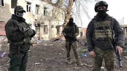 Faturamento bilionário do Wagner Group com ouro africano financia a guerra russa, diz estudo