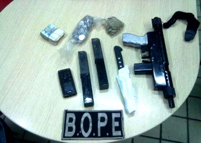 Metralhadora é apreendida em operação deflagrada pelo Gecoc