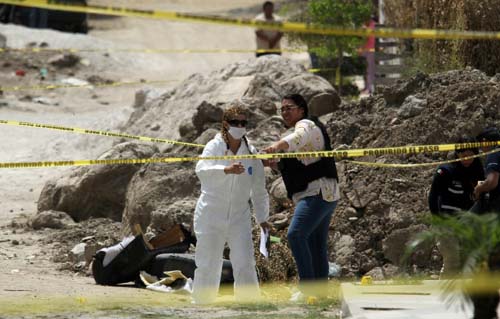 México registra dia mais violento do ano em meio à crise da COVID-19