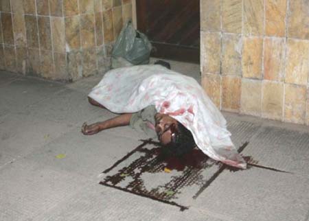 Morador de rua conhecido como 'Mil Graus' é morto enquanto dormia na calçada