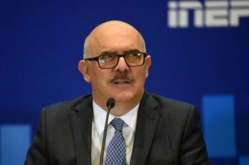 Ministro da Educação: reitor de universidade federal não pode ser 