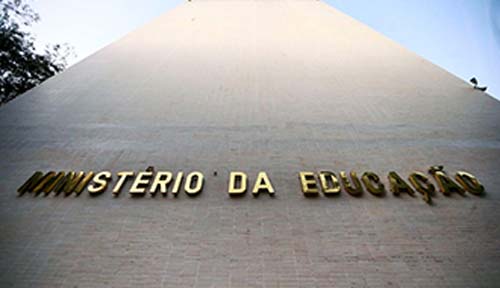 STF recebe duas ações contra bloqueio de recursos do MEC