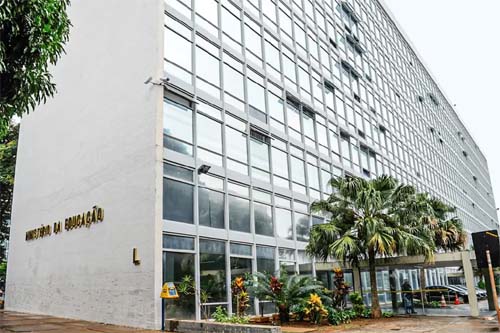 MEC abre inscrições para debater escola em tempo integral no Nordeste