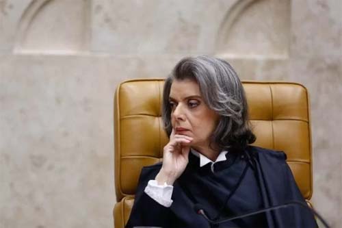 Cármen Lúcia dá 48h para juiz explicar arquivamento de ação contra Cid