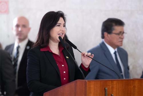 Tebet: Precisamos achar recurso para pagar salário mínimo de R$ 1.421