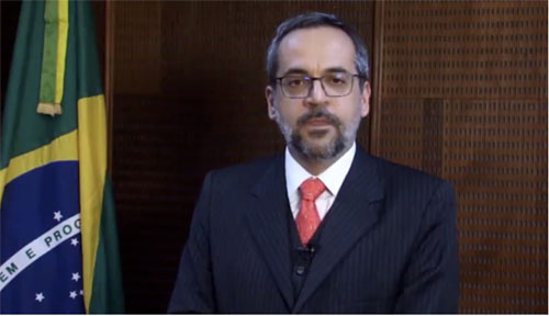 Professores coagem alunos a participar das manifestações, diz Weintraub