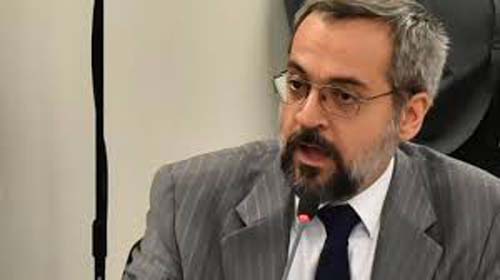 Cobrança em universidades federais não traz resultados práticos, diz Weintraub