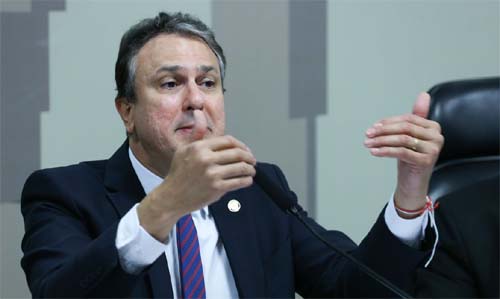 Ministro propõe troca de experiências, com respeito à diversidade