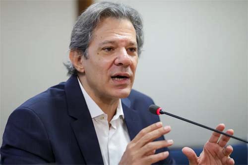 Governo Trabalha para Garantir Continuidade do Programa Pé-de-Meia