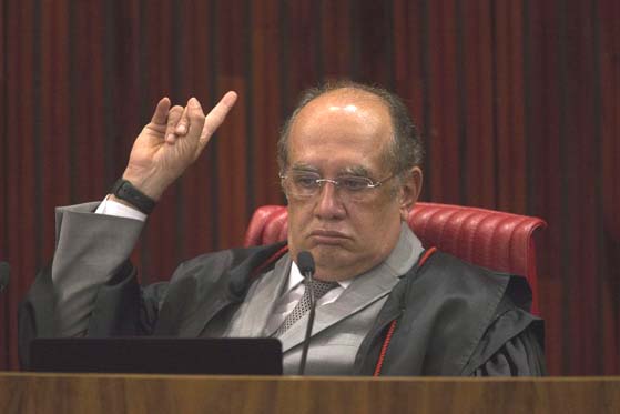 Cármen Lúcia arquiva pedido para afastar Gilmar Mendes da relatoria de casos da Lava Jato no RJ