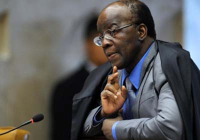 Ministro Joaquim Barbosa pede informações sobre ação civil da Taturana