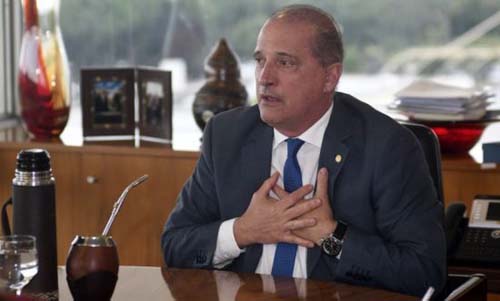 Onyx anuncia contratação de 1.000 policiais federais para pacote anticrime de Moro