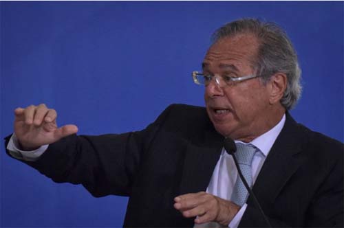 Renda Brasil terá valor mais alto que Bolsa Família, diz governo Bolsonaro