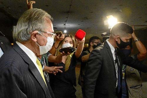 Esforço concentrado na Esplanada para tentar garantir o Renda Cidadã em 2021