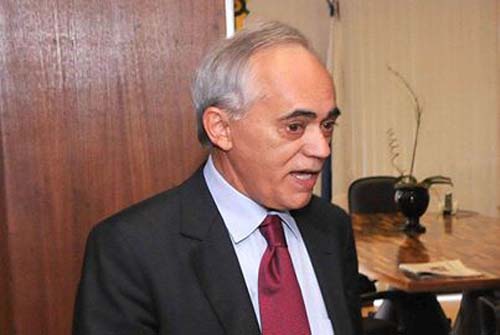 Ministro do TCU ‘rejuvenesce’ dois anos para evitar aposentadoria e presidir corte 