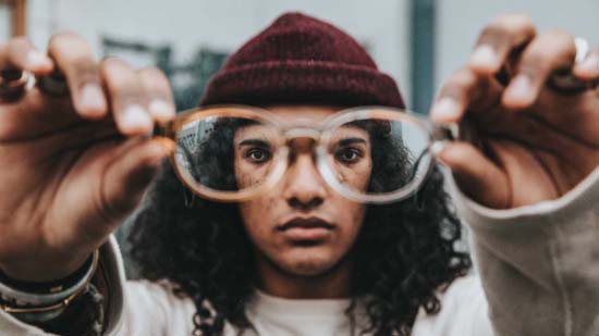 Miopia aumenta 89% no Brasil, diz OMS