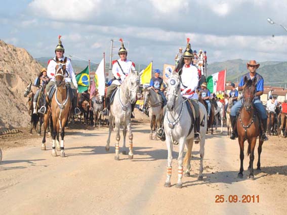Duas mil pessoas participaram da II Missa do Vaqueiro de União dos Palmares neste domingo 25