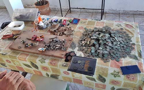 Italiano é detido em Alagoas tentando vender moedas históricas