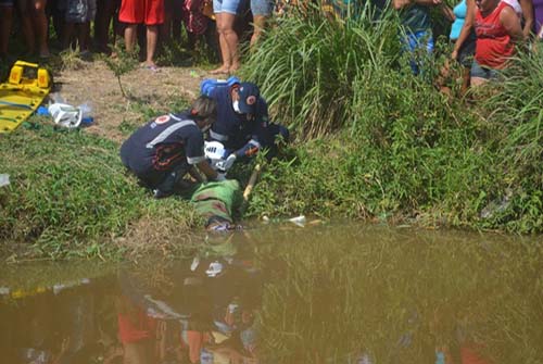 Jovem é alvejado com 11 tiros de pistola na periferia de Joaquim Gomes