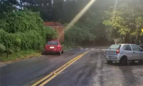 Mãe e filha morrem afogadas em enxurrada durante temporal no interior de SP  