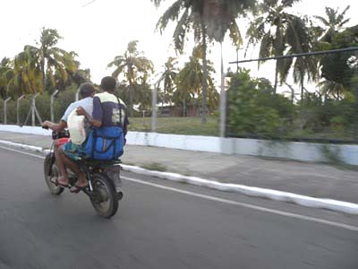 Municípios deverão autuar os condutores de ciclomotores que cometerem infrações