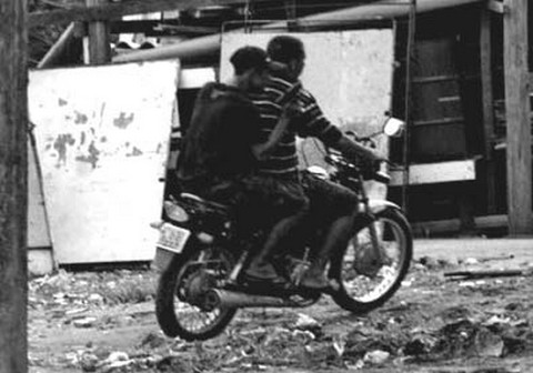 Três jovens são mortos a tiros em atentado na periferia de Maceió