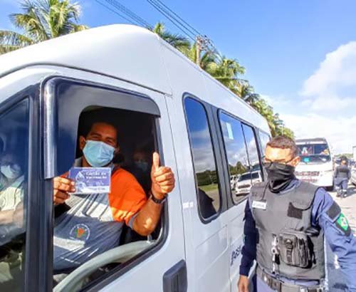 Fiscalização suspende dois motoristas do transporte intermunicipal por não se vacinarem