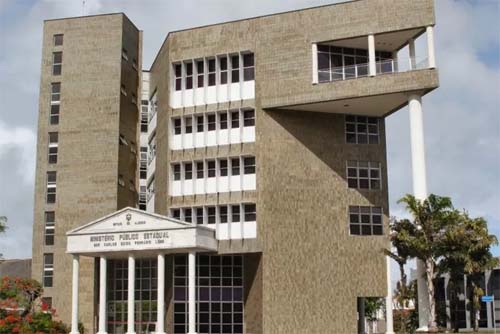 Operação cumpre mandados contra suspeitos de falsificar documentos usados em fraudes fiscais em Alagoas