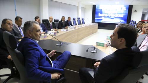 Vereadores visitam Alfredo Gaspar e reafirmam parceria entre órgão e Legislativo