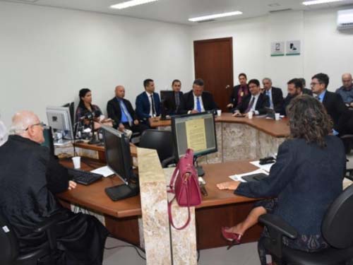 Grampos ilegais: Audiência termina sem acordo entre governo Renan Filho e MPF