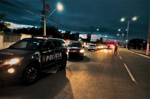 Mulher condenada a mais de 12 anos de prisão por tráfico de drogas é presa em Maceió