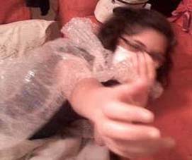 Dona de casa é atacada, despida e vai à polícia enrolada em saco plástico 