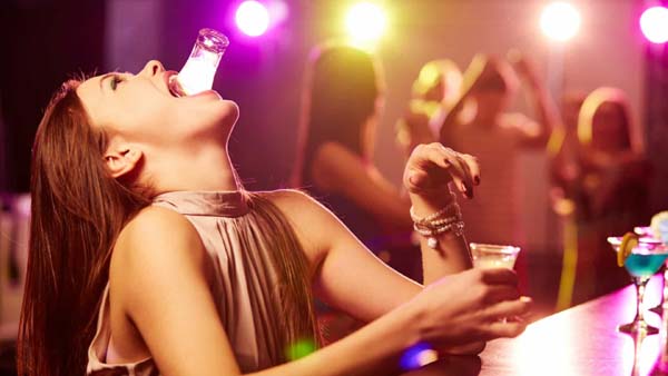 Pessoas que sofrem desta doença jamais devem beber álcool