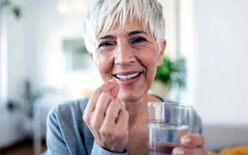 Veja como reduzir os sintomas da menopausa