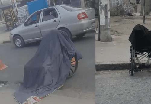 Homem carrega corpo da mãe em cadeira de rodas nas ruas do Rio e é agredido por moradores