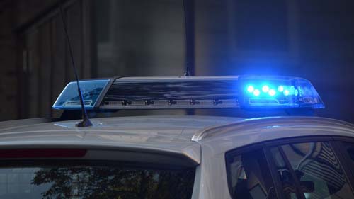 Mulher é assassinada enquanto amamentava a filha