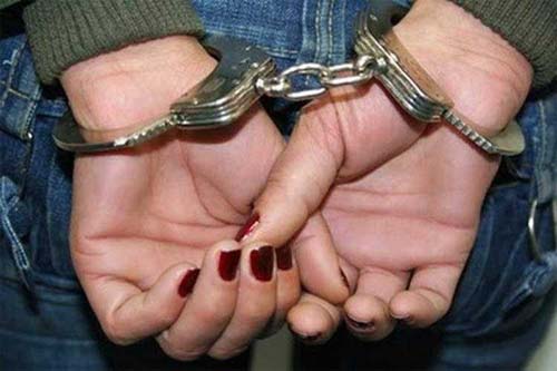 Mulher é presa por abandono de incapaz; três crianças foram encontradas sozinhas no Feitosa