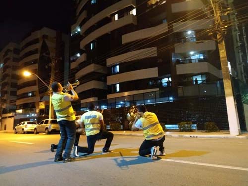 No estresse gerado na pandemia, a música para espantar o vírus
