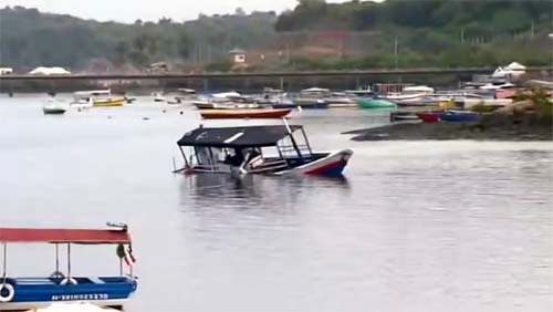 Embarcação naufraga e deixa ao menos 5 mortos na Baía de Todos-os-Santos; Marinha procura desaparecidos