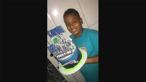 RJ: baleado na cabeça, menino de 11 anos está entubado em estado grave