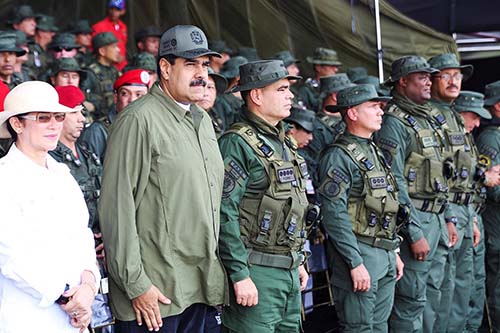 Brasil monitora ação de tropas venezuelanas na fronteira