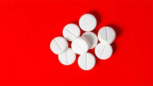 Por que Nimesulida, um dos remédios mais vendidos no Brasil, é proibida nos EUA e em parte da Europa